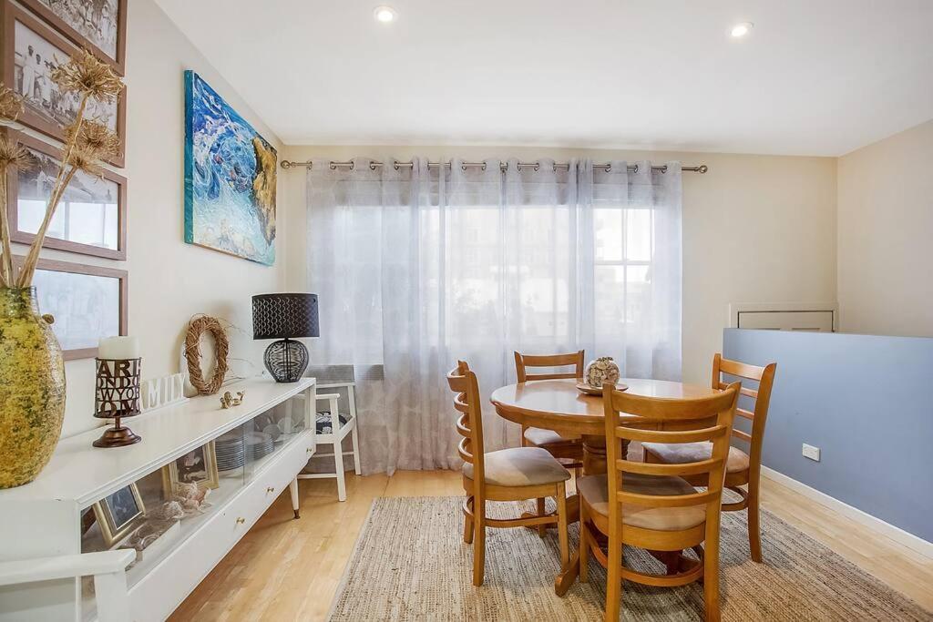 Four Bedroom Beachside Apartment Warrnambool Esterno foto